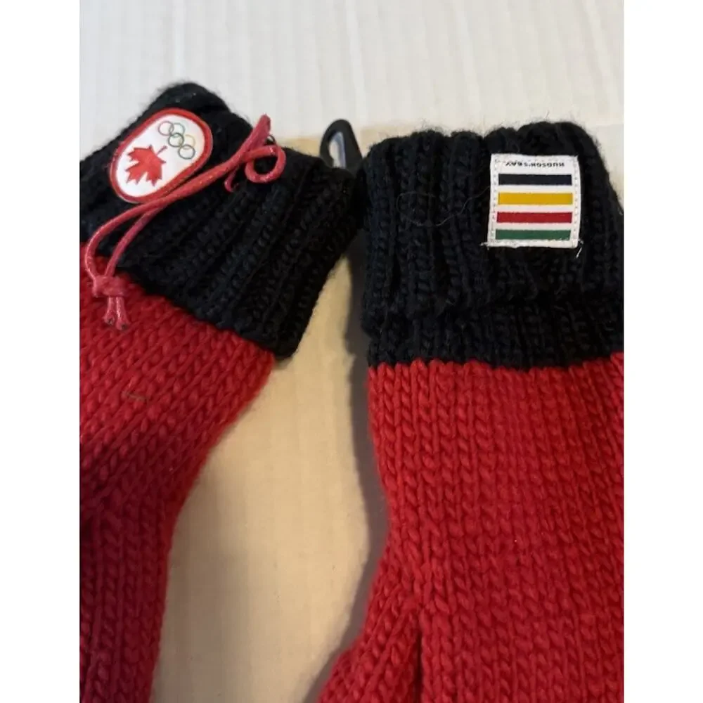 NEW Team Canada 2014 Adult L/XL Sochi Olympic HBC Hudson's Bay Red Mittens